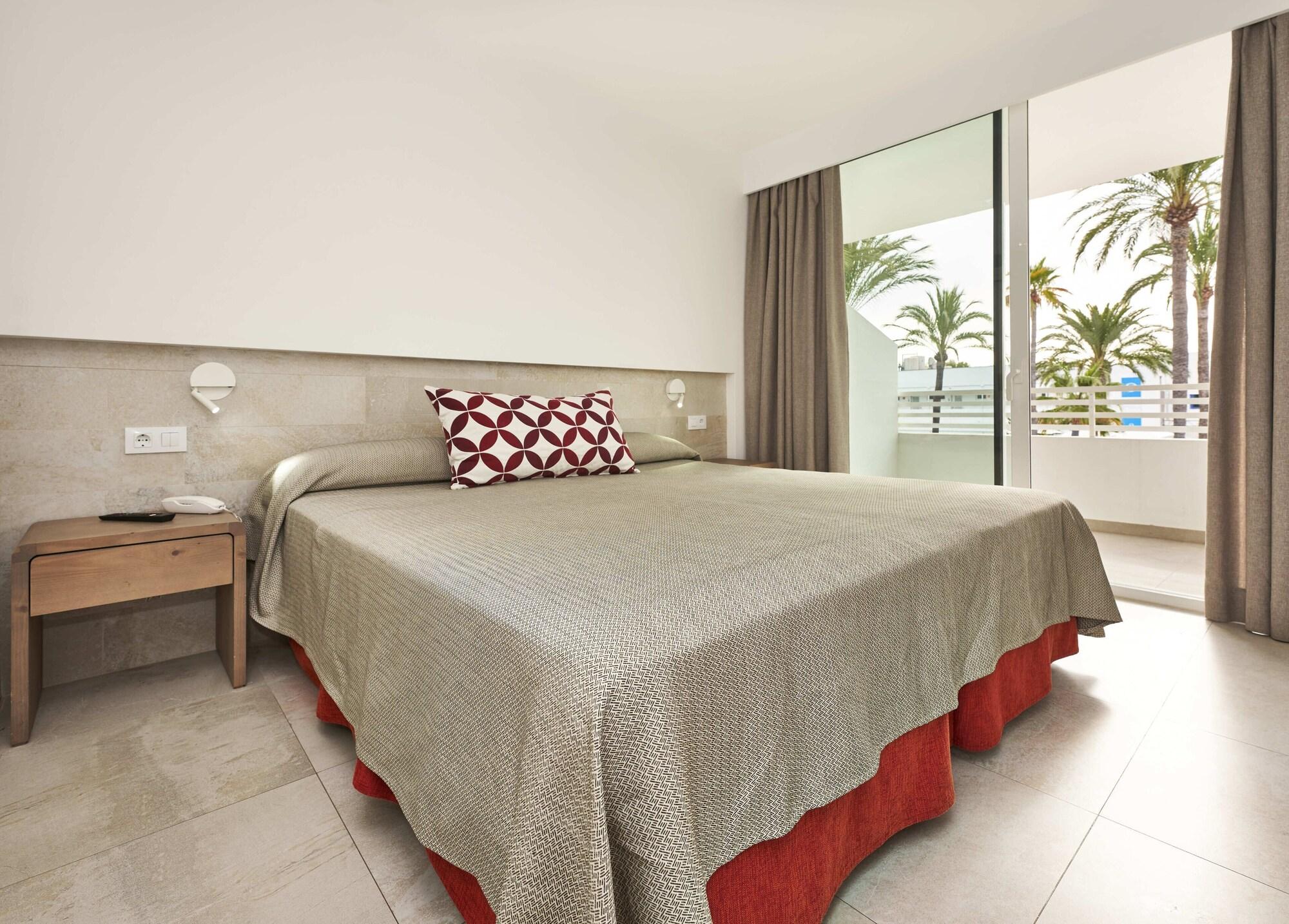 Hoposa & Villaconcha Aparthotel Port de Pollenca